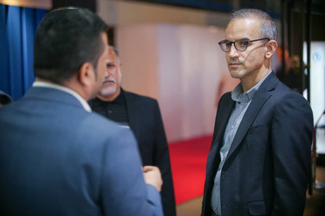 حضور مدیرعامل شرکت پتروشیمی خوزستان در غرفه هلدینگ خلیج فارس